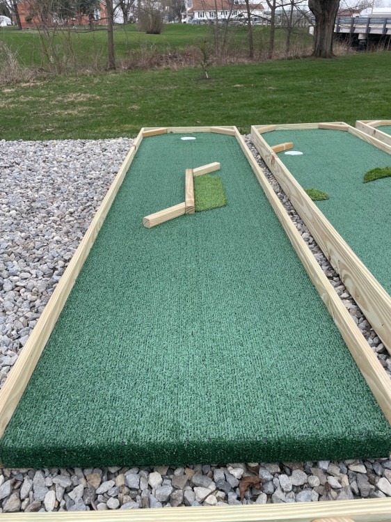 Mini Golf And Games